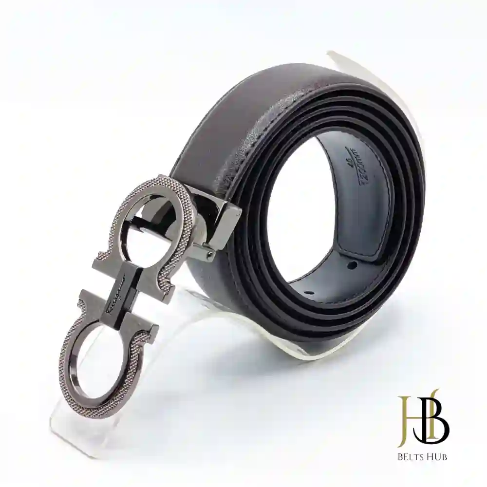 Leather belt in ferra buckle