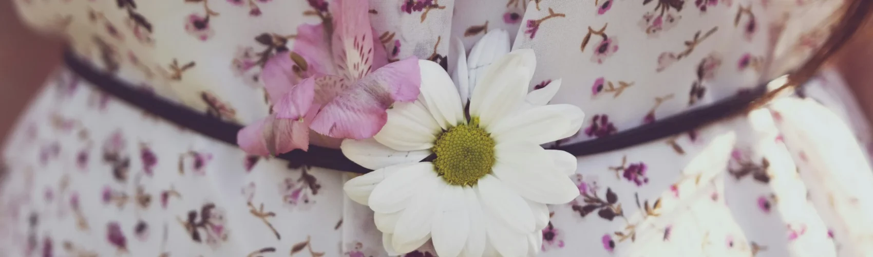 girls wearing floral kids belt